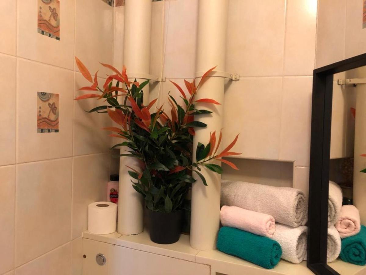 Splendid 1 Bedroom Flat + Terrace London Exteriör bild